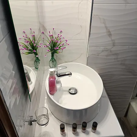 Verginia 3* Korinós