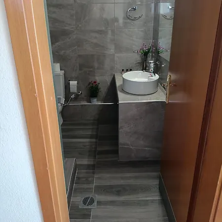 Hotel apartamentowy Verginia Korinós