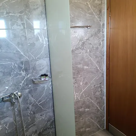 Hotel apartamentowy Verginia 3*