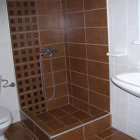Verginia Aparthotel 3*